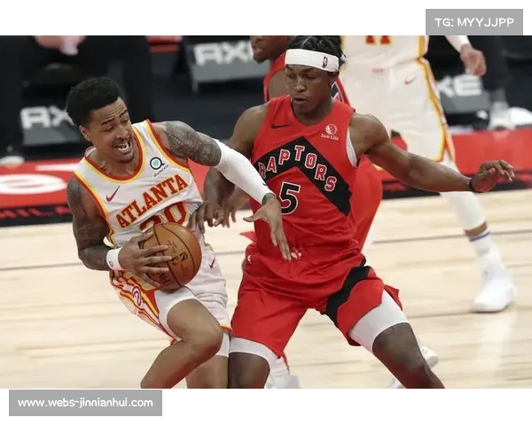 老鹰猛龙青年军对决，特雷-杨对阵巴恩斯